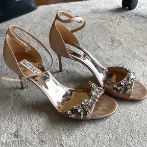 Badgley Mischka Bankston open toe satin pumps